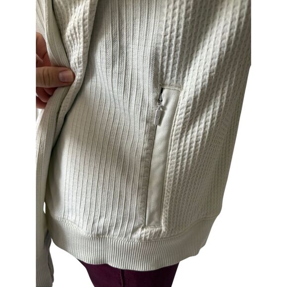 Lululemon Engineered Warmth Half-Zip Jacket size 8 Cream Pullover Athletic - Picture 12 of 13
